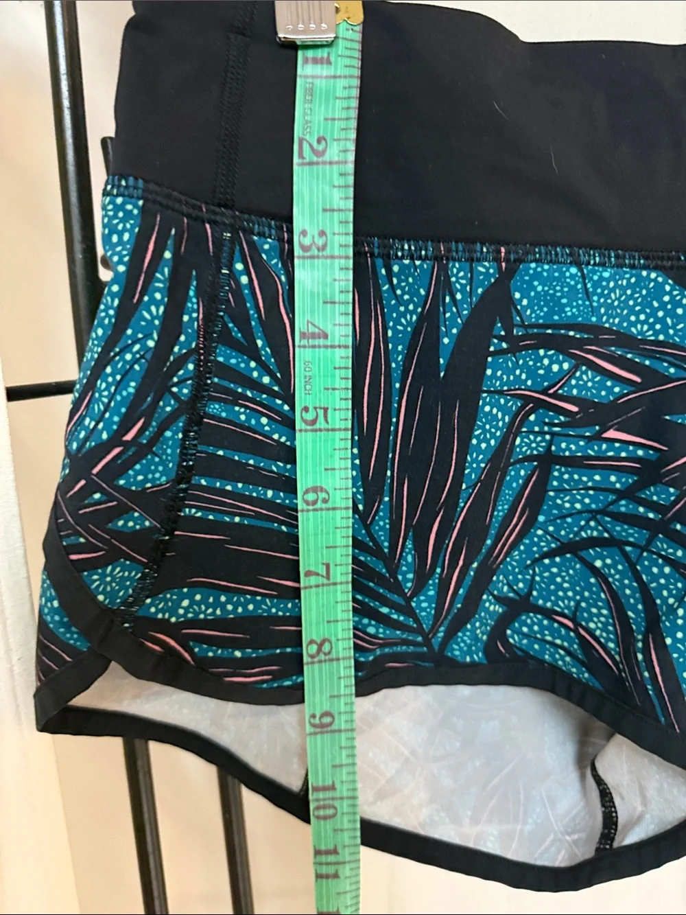 Lululemon run shorts